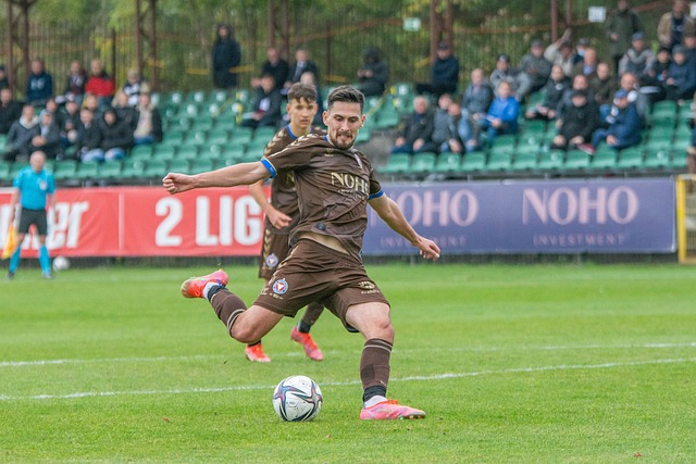 高情商！王楚钦赛后采访，感谢国乒队友，6-0后更加释放